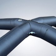 Croix supérieure de maintien